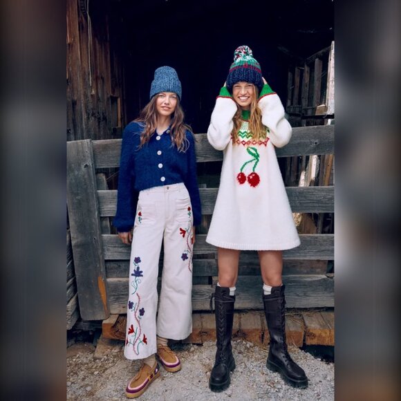 ✨HP✨Free People Cherry Heart Sweater Dress NWT - Picture 4 of 8